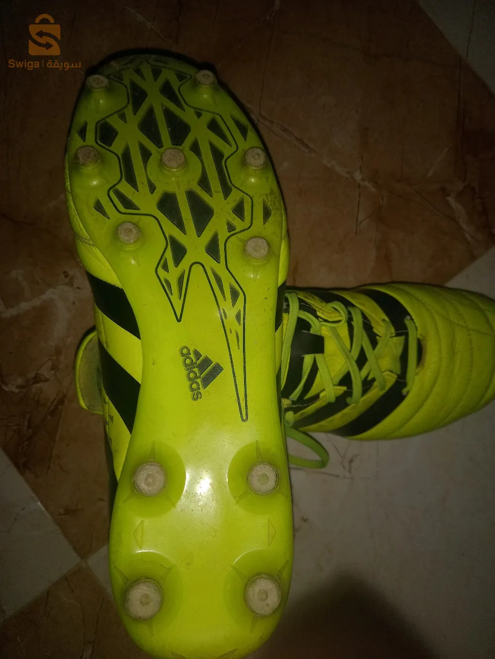 souliers Adidas. Pointer 44..
0669454844