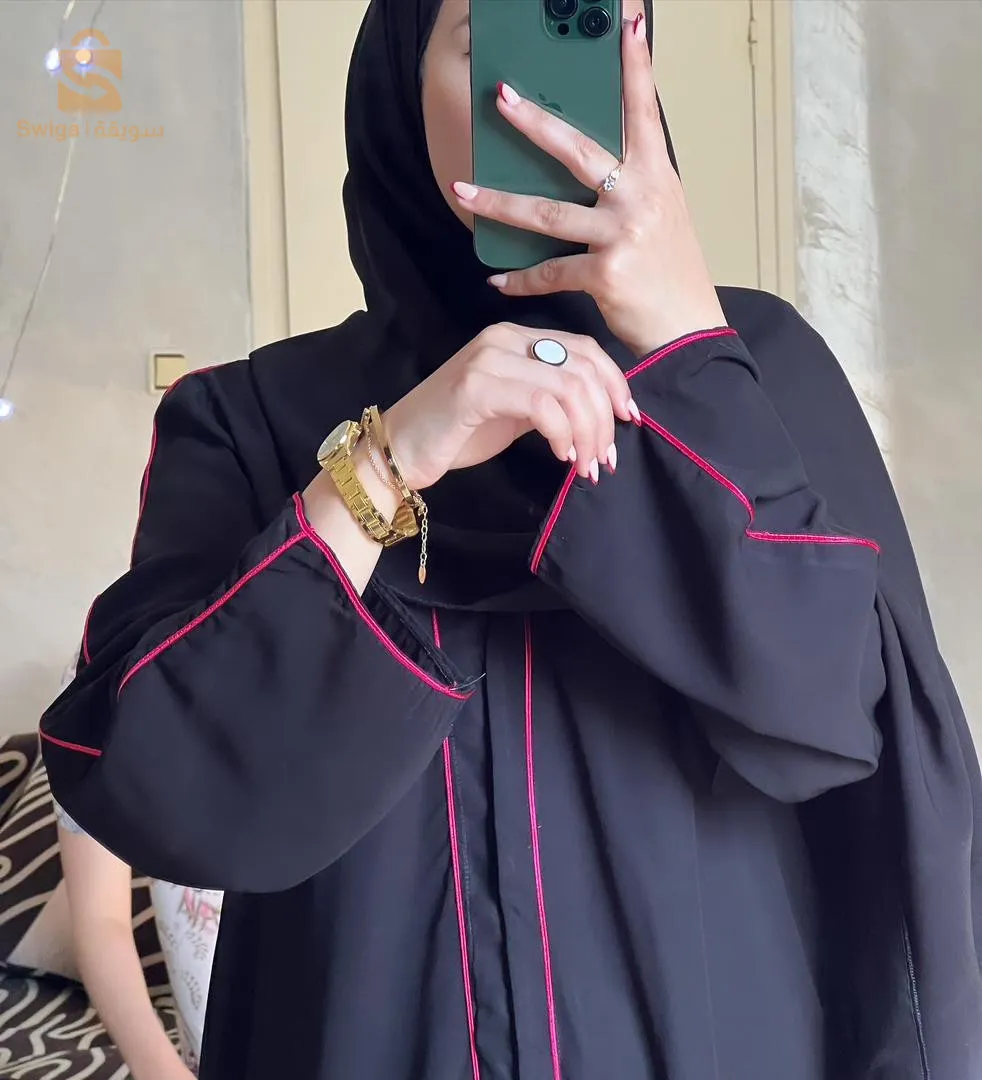 ملابس نساء