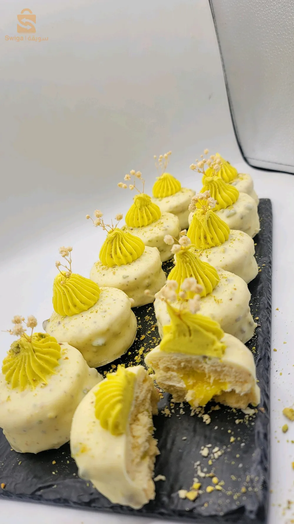 صناعة الحلويات التقليدية و العصرية و المملحات و كعكات عيد ميلاد