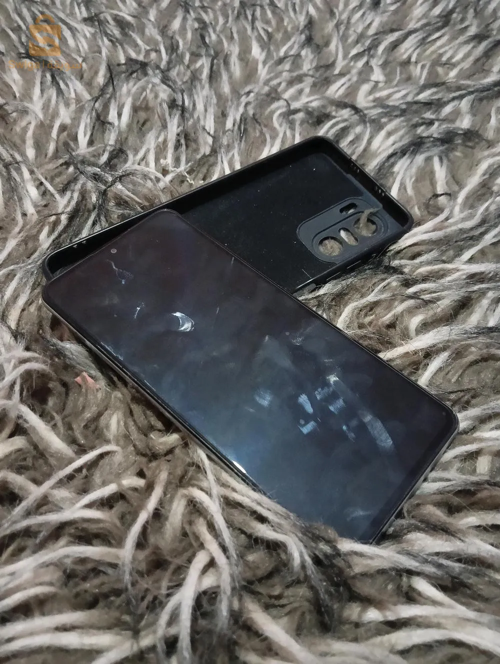 POCO F3
