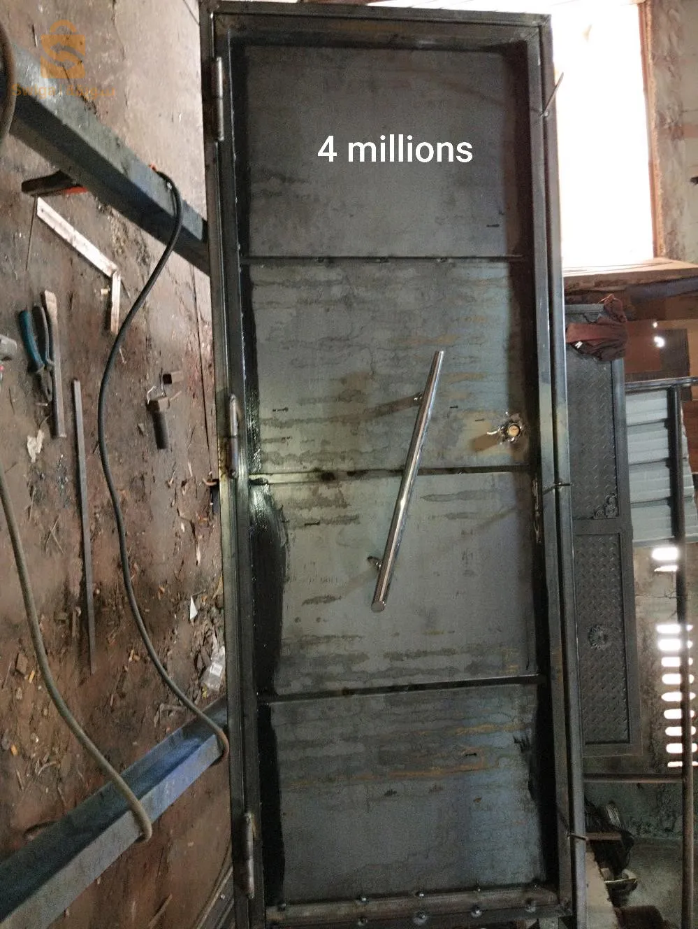 porte d'entrée fenêtre rideaux électrique 
0779380973 
oran bir jir