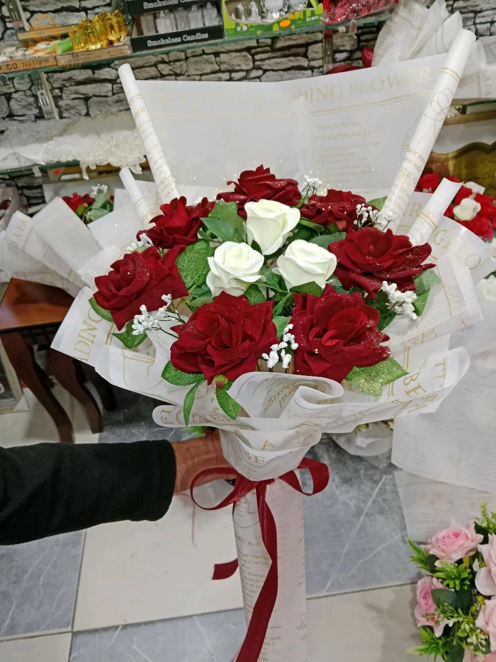 أشجار الزينة الإصطناعية و ورد المناسبات (خطوبة،تخرج.....) متوفرة جملة وديطاي