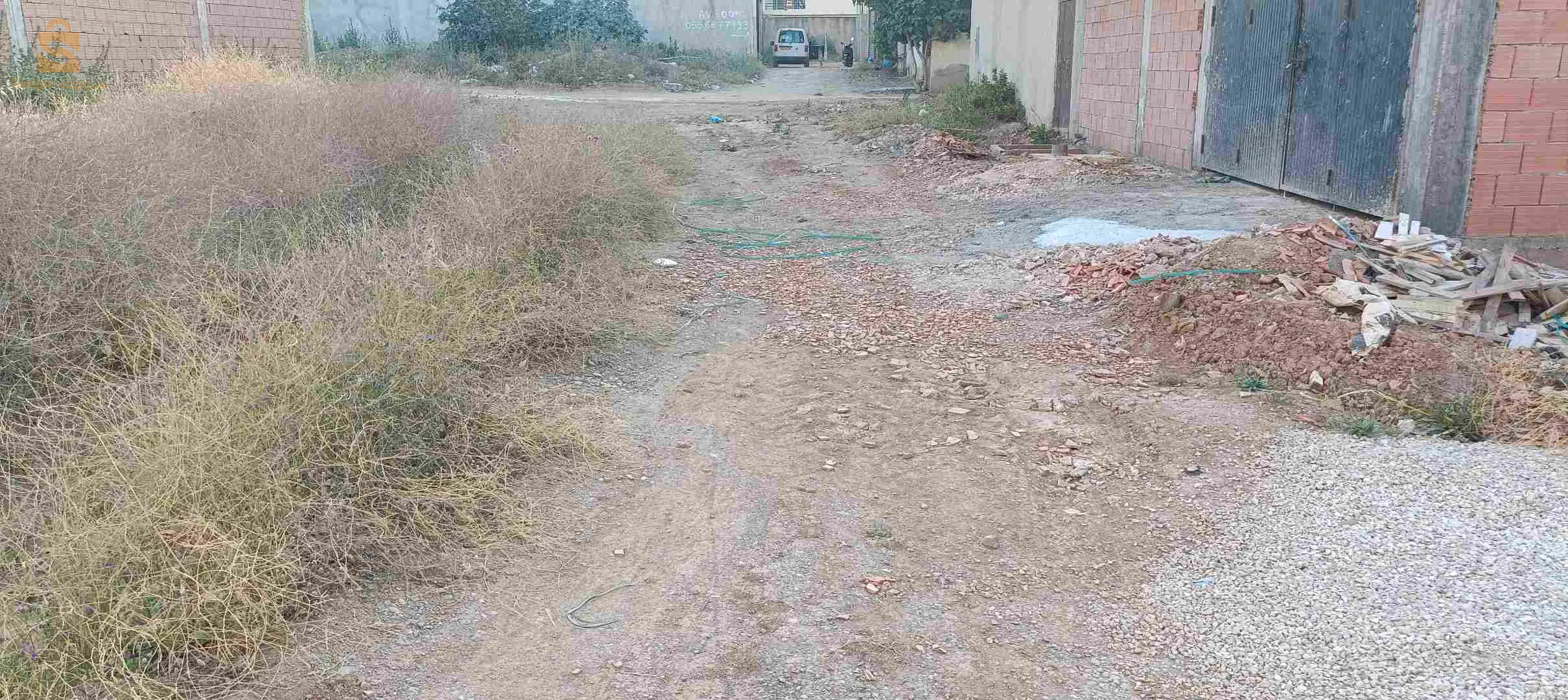تراب للبيع