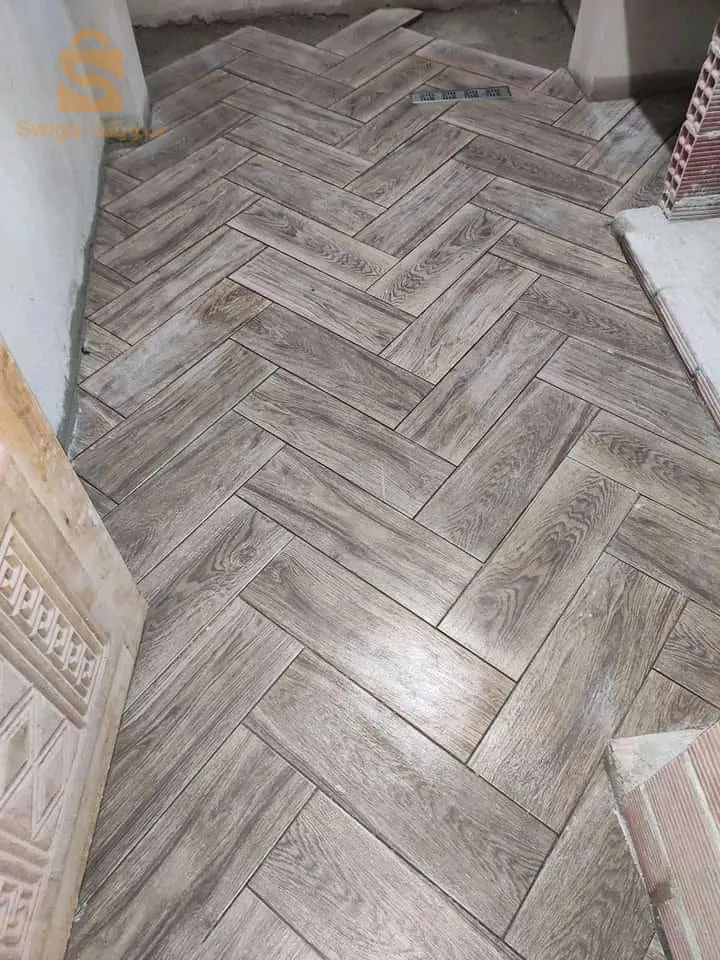 حرفي فايونص ودالدوصول لاشاب رخام ڨرانيتو بلافو pvc