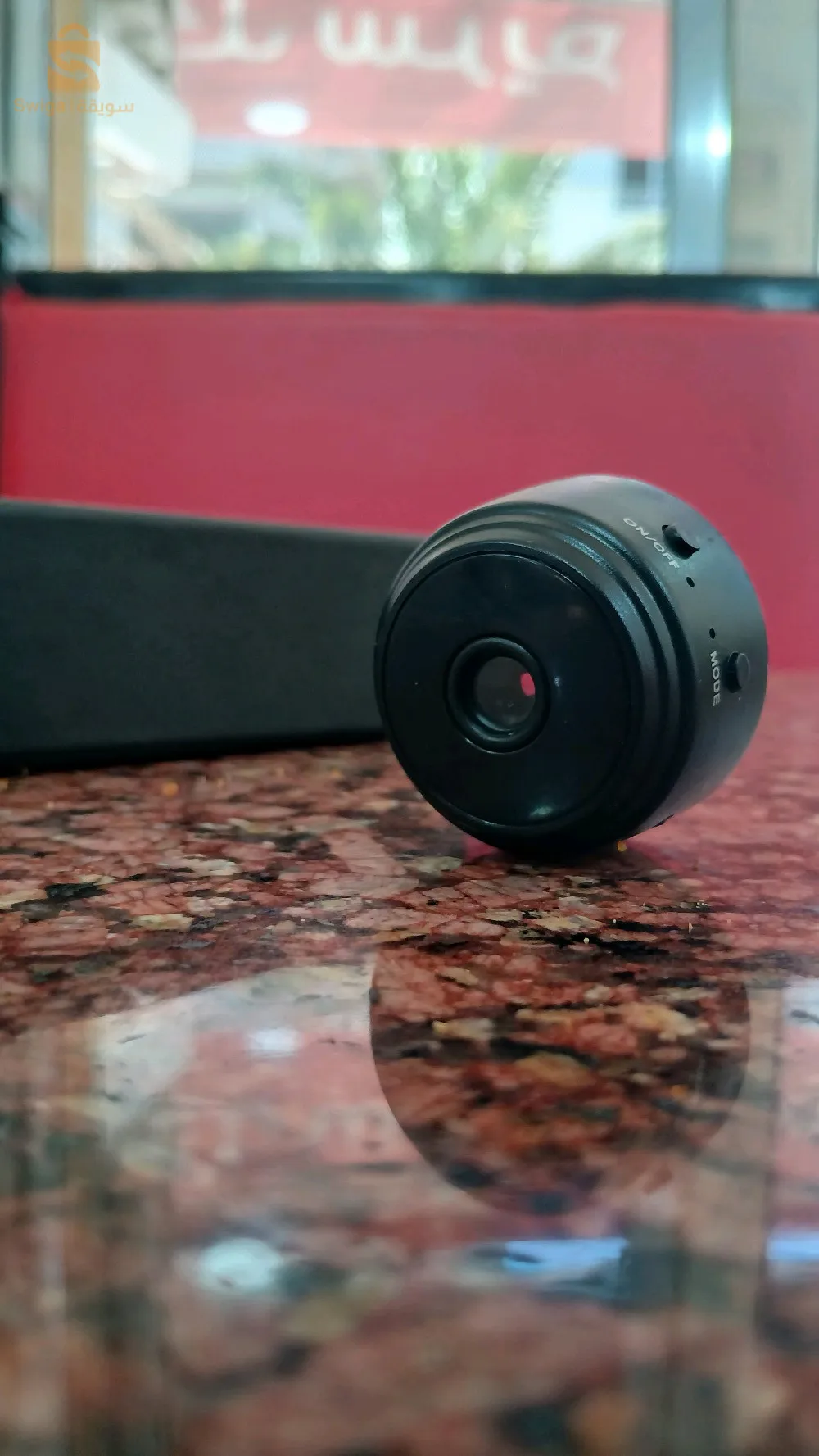 كاميرا مراقبة صغيرة