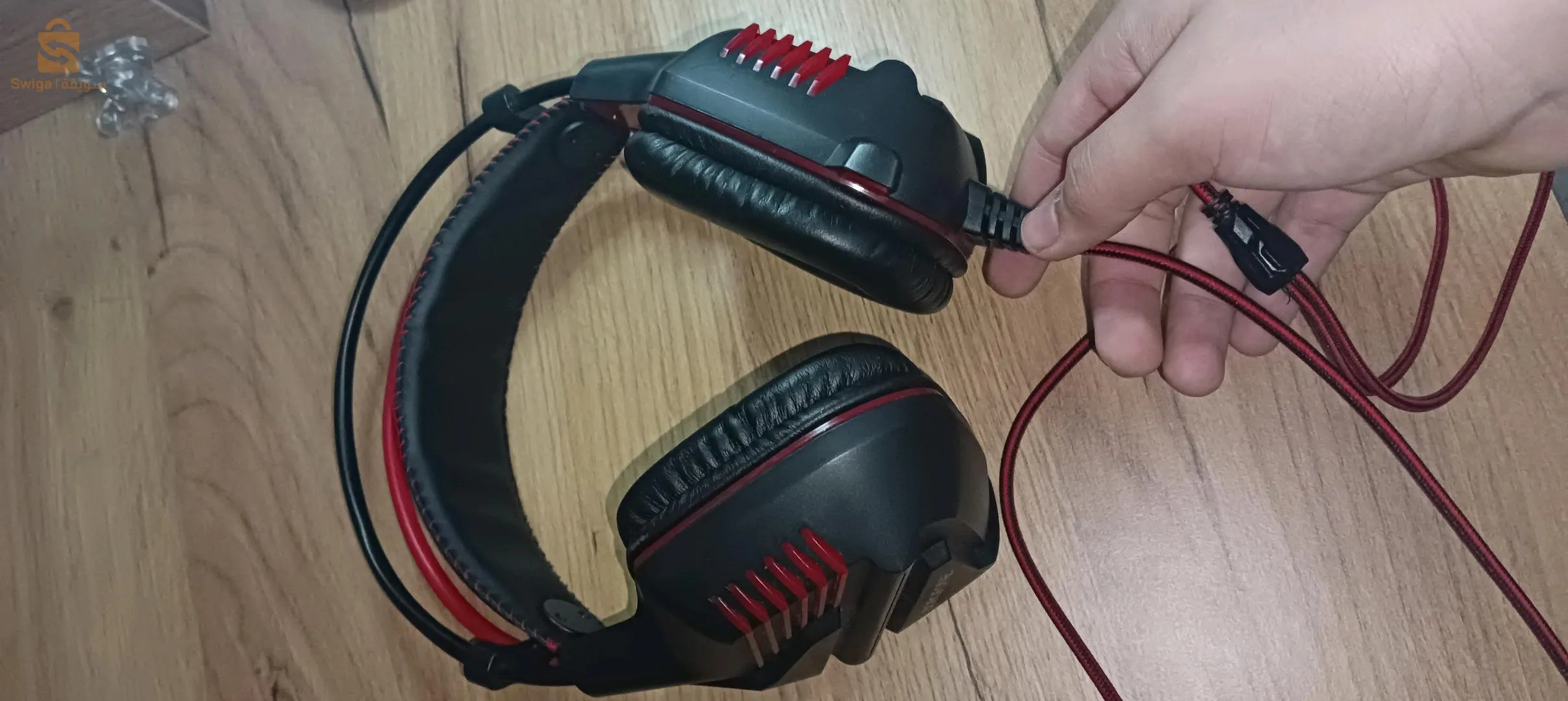 سماعات سلكية قايمينغ جديدة مزودة ب LED