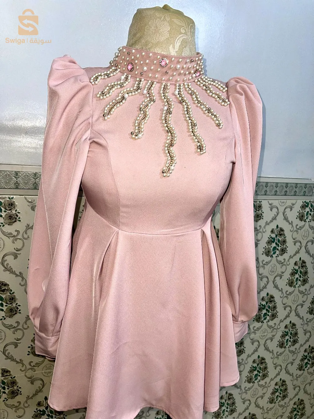 Girls suit for holidays and special occasions