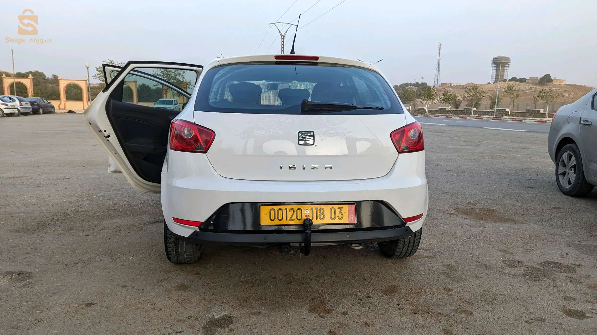 سيارة ايبيزا