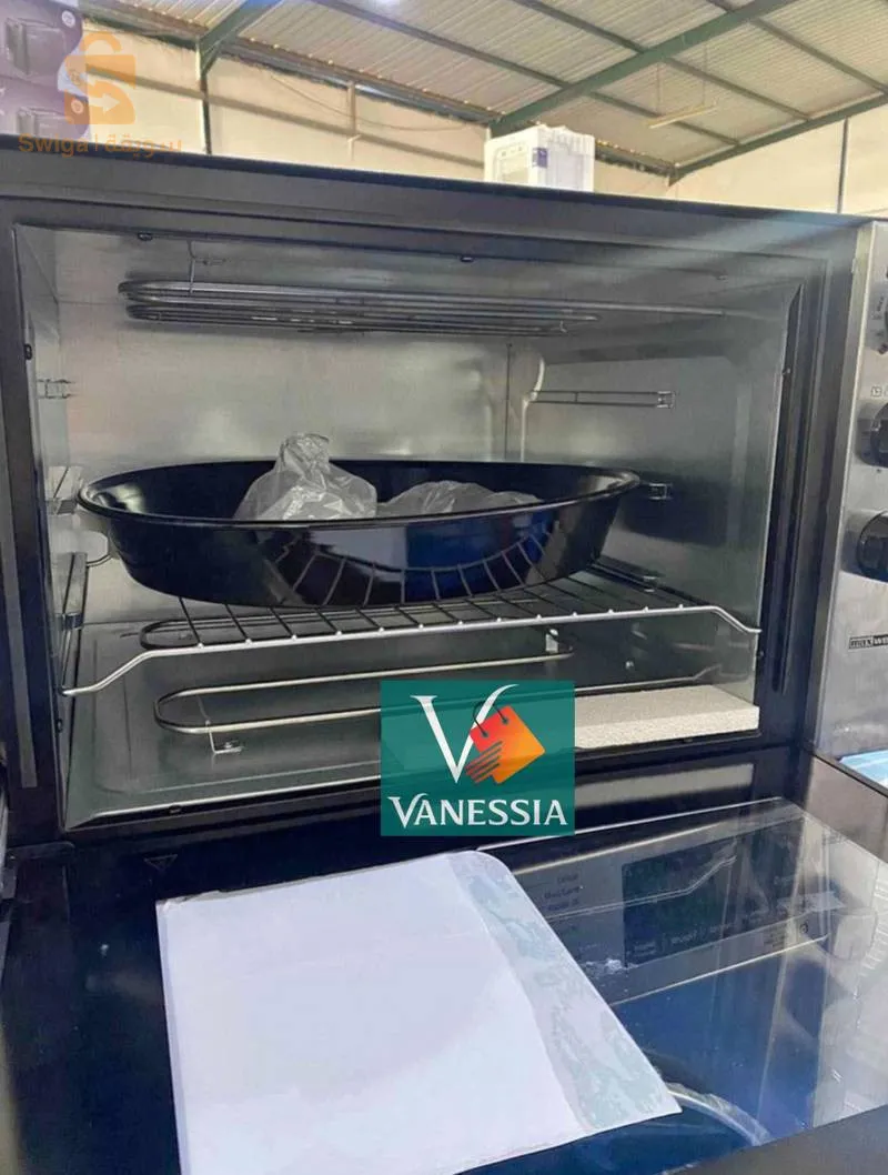 Four électrique marque Maxwell 70L (sans ventilateur)