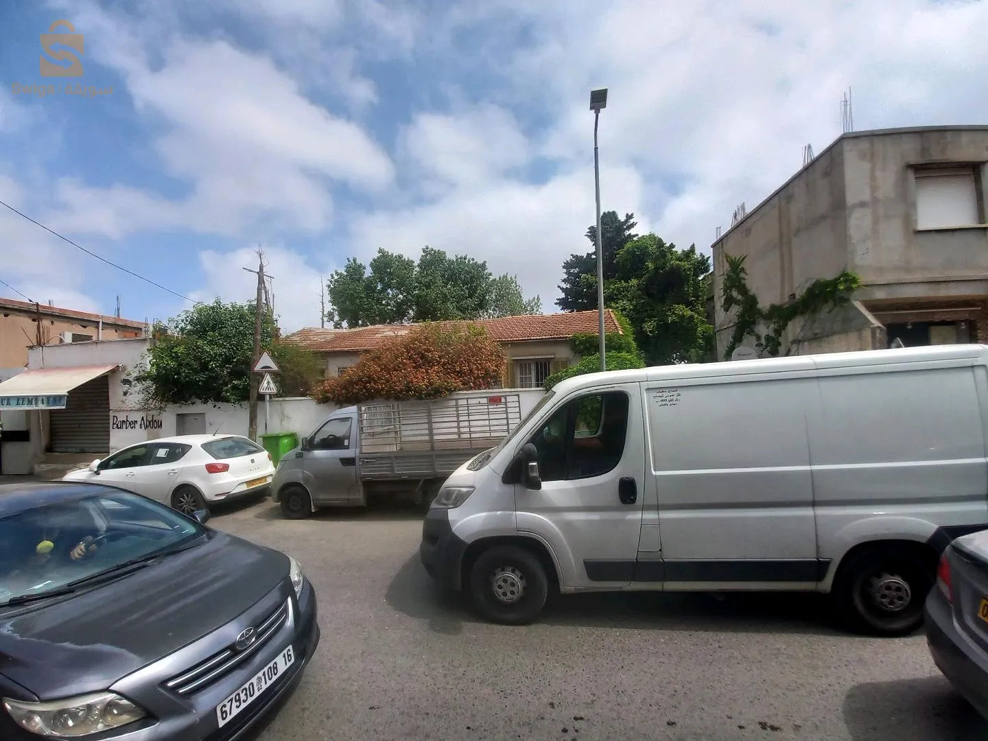 vend terrain 870 commerciale à 100/100 en face hôpital Béni Messousse façade de 27m acte+ livret foncier