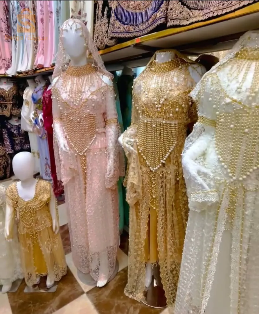 نايلي اصيل انيق وجذاب