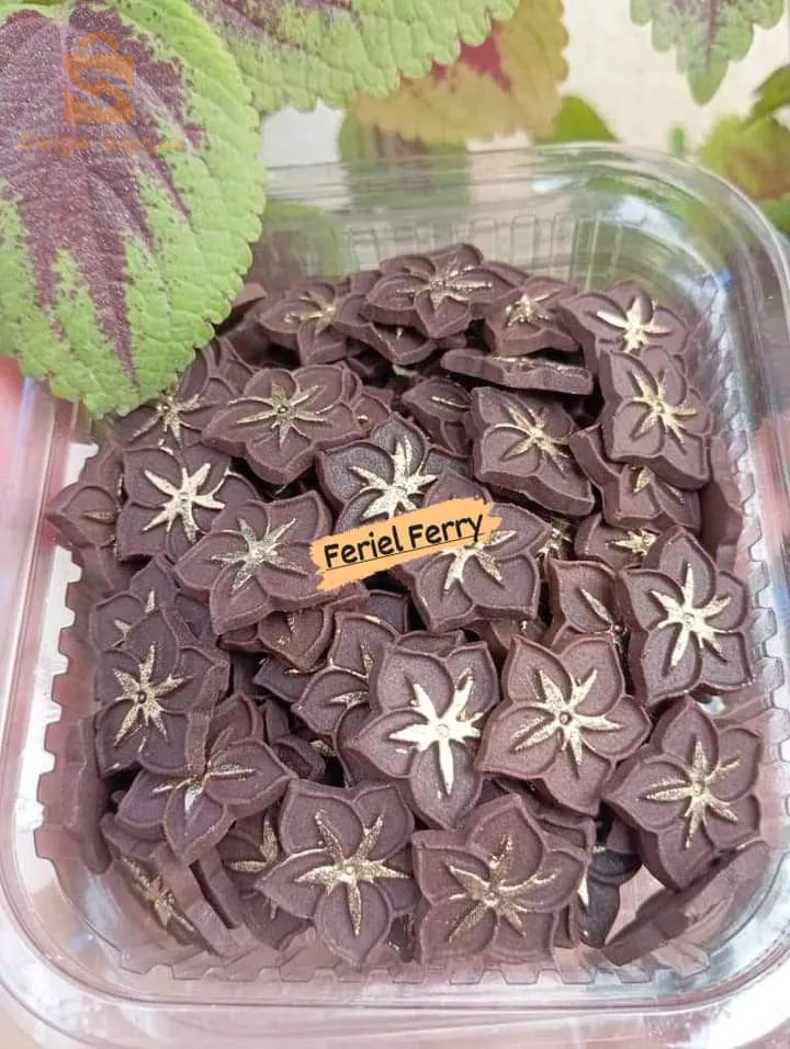 ورود بعجينة السكر ( القامباست)