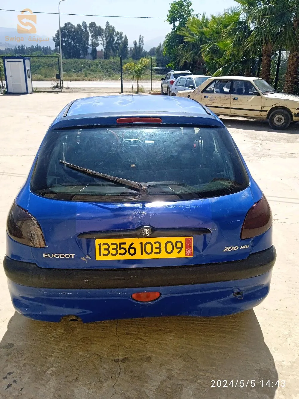 سيارة 206