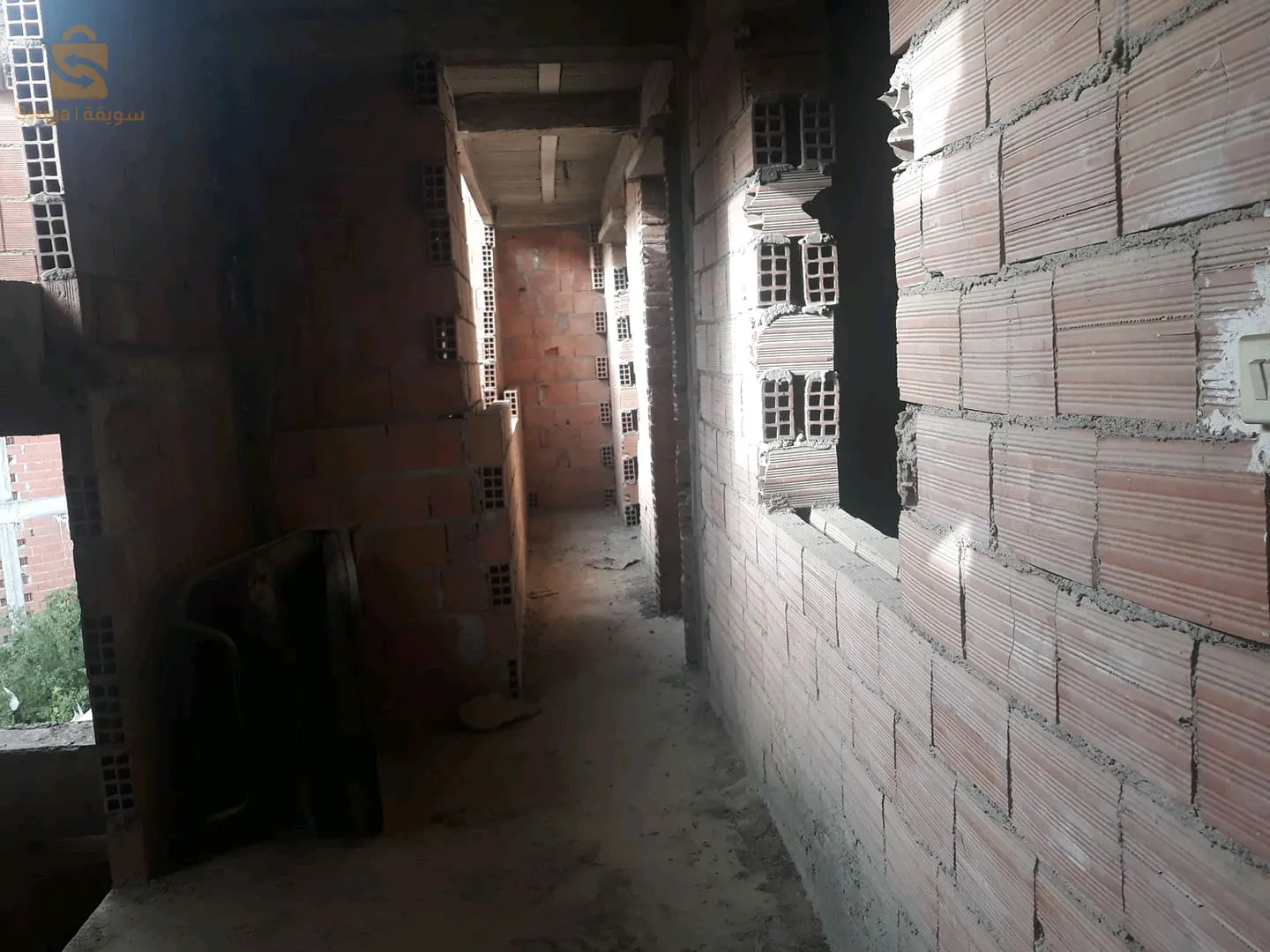 Maison à vendre, 320 mètres carrés, électricité, gaz, eau + contrat de propriété
  District 2 d'Al-Marja, Al-Shatto, Baraki, la capitale
  Numéro de téléphone : 0557200301