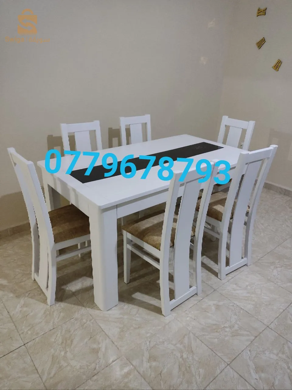 Table salle à manger 6 chaises être produit local En bois hêtre  🤩🤩