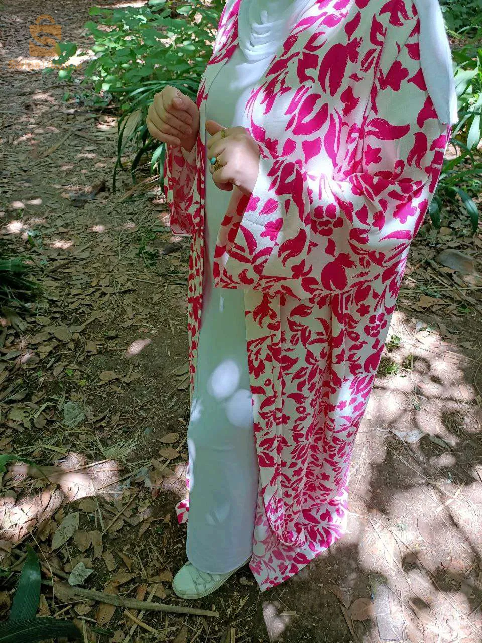 فستان و كيمونو