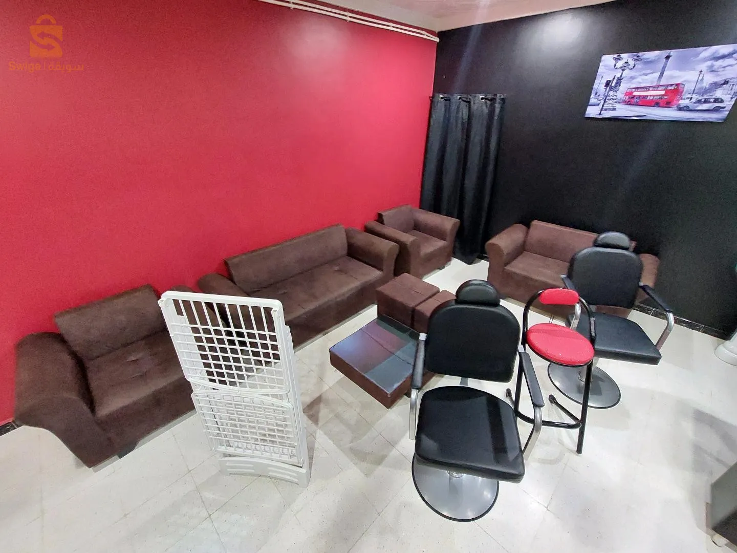salon 7 place + deux chaises +table