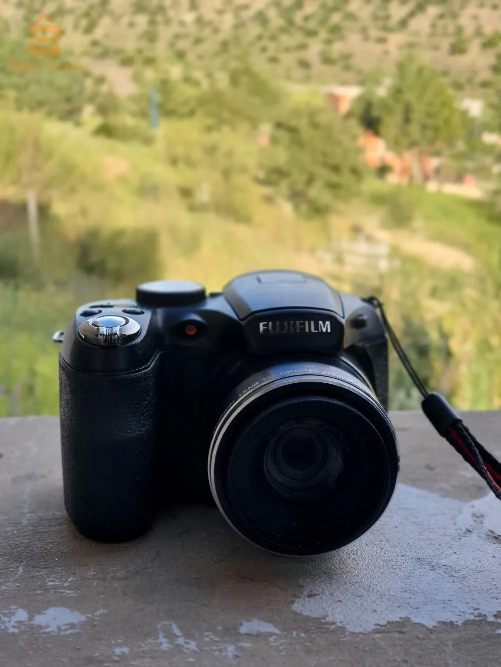 fuji film zom x18