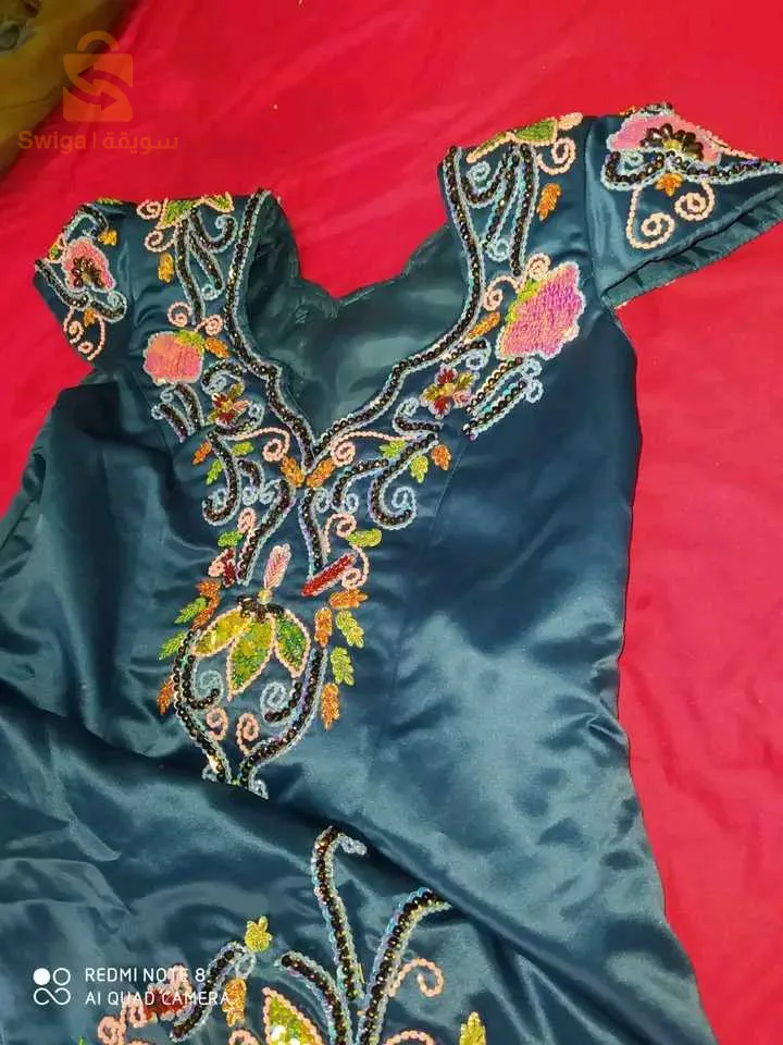 قندورة معدسة خدمة باليد