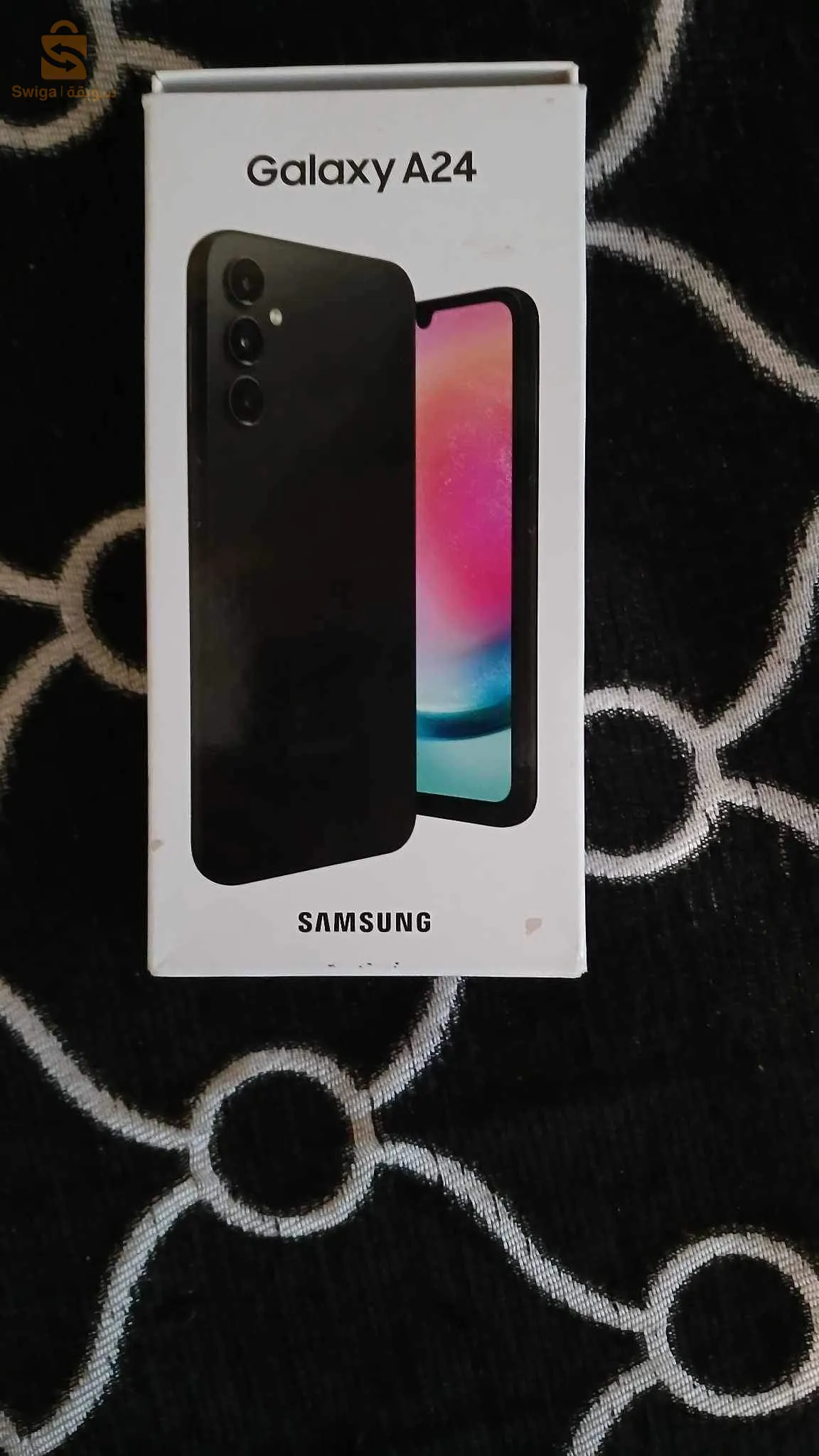 هذا الهاتف جديد