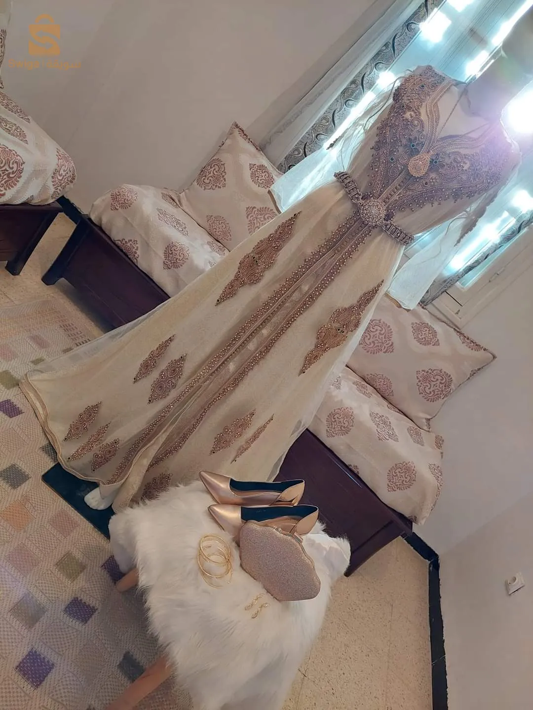 بيع ملابس تصديرة