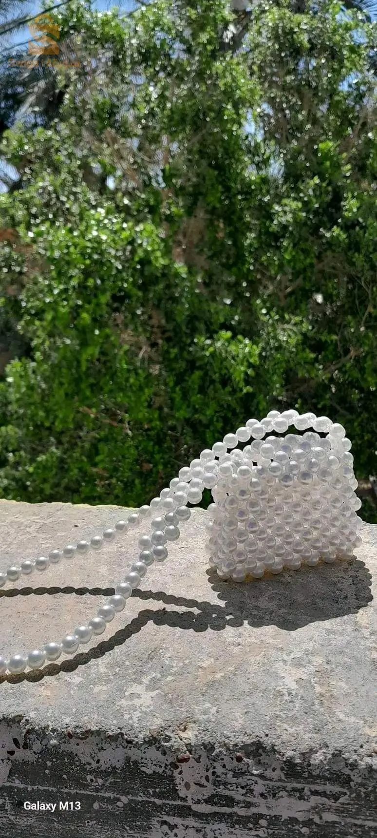 حقائب المرجان والكريستال