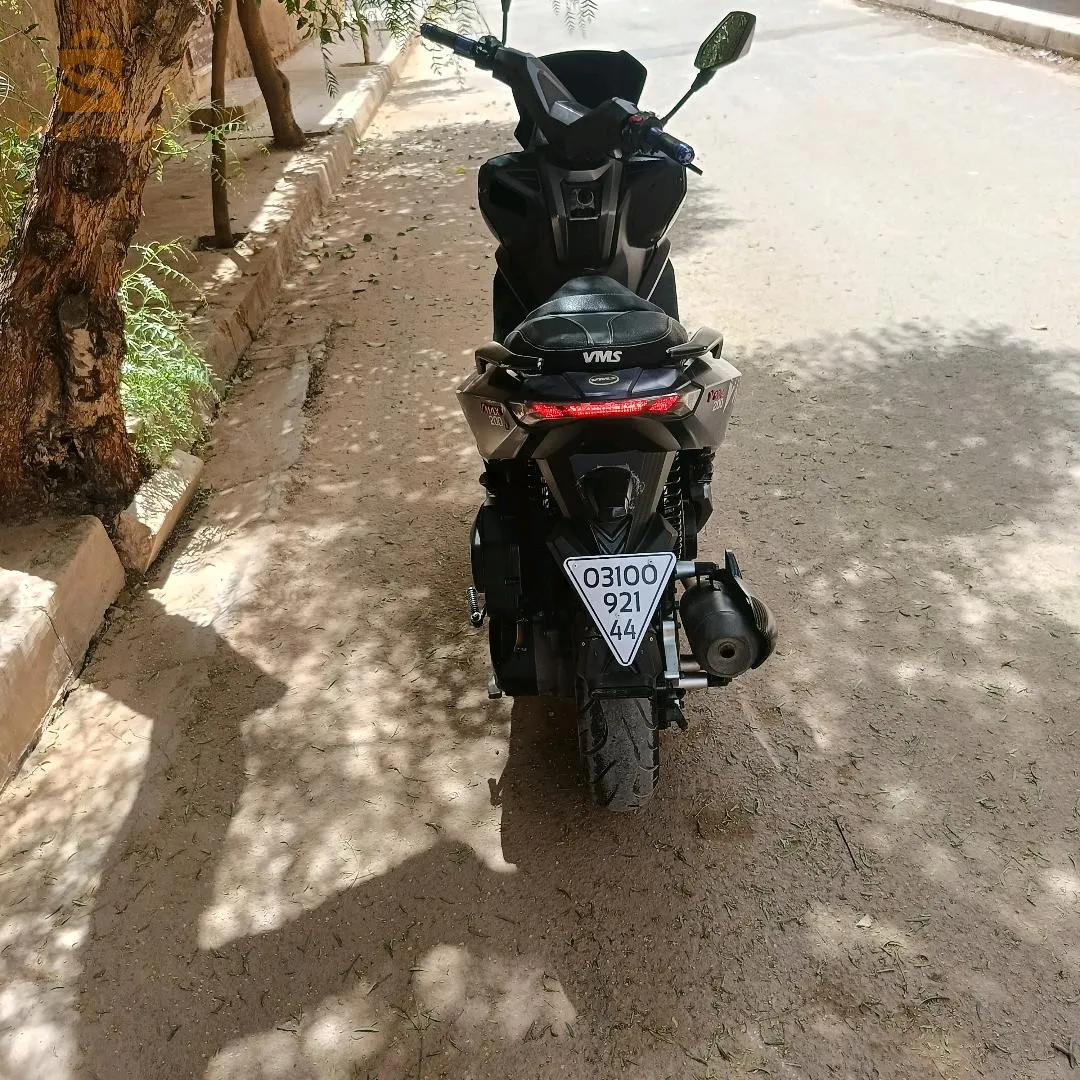 موطو جديد نتاع كسيبة روح وين حبيت