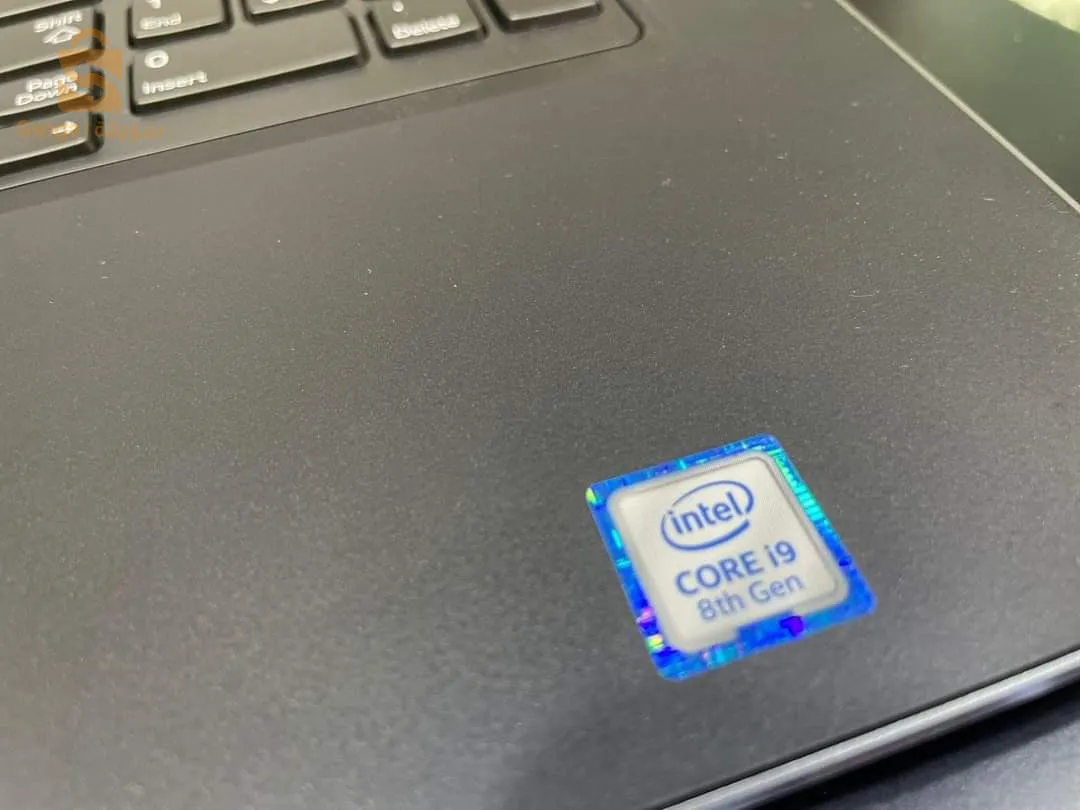 DELL Précision 7730
I9-8950HK,64GO,SSD.NVMe(1To+512Go),NVIDIA.Quadro.P5200 16GoTotal 48go,17"