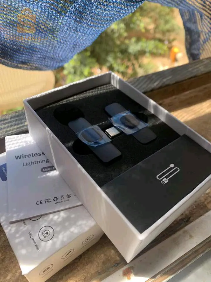 Wireless Lavalier Microphone Audio Video Recording