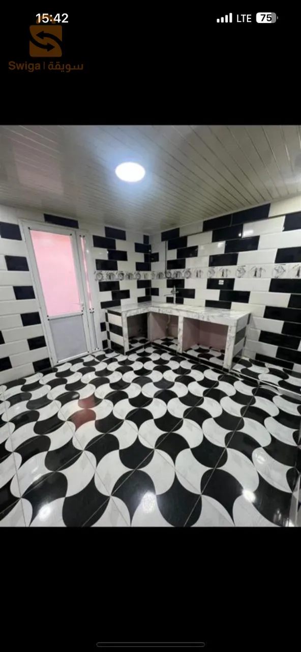 3 appartements ensemble à vendre dans un quartier calme à Sougueur .