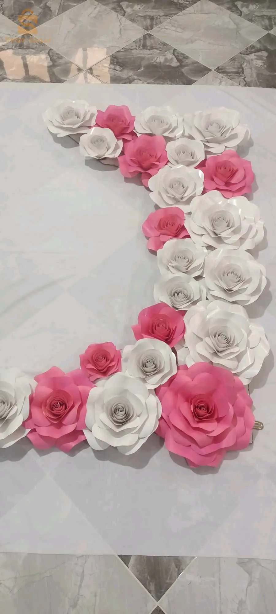 ورد اسطيناعي من الورق