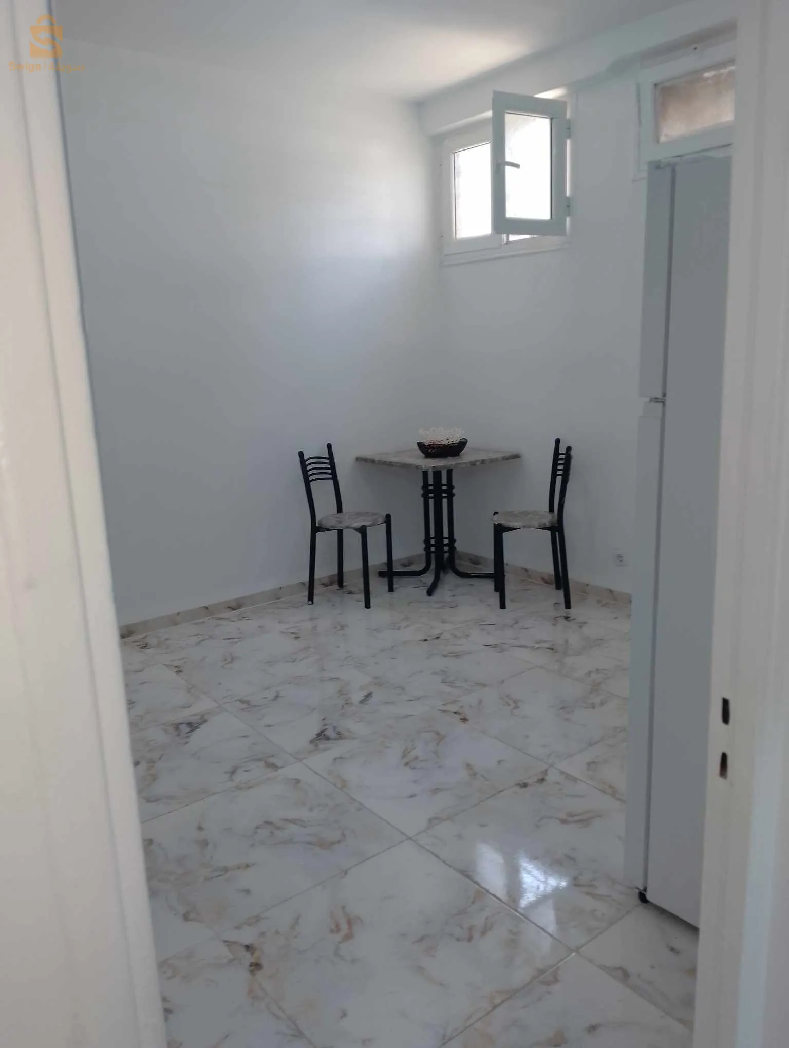 شقة F3 في منطقة حي السطوح المميزة