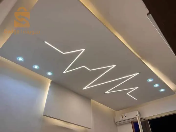 فنان دقة في العمل