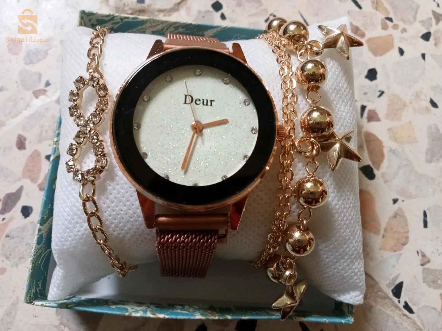 ساعات يد نسائية