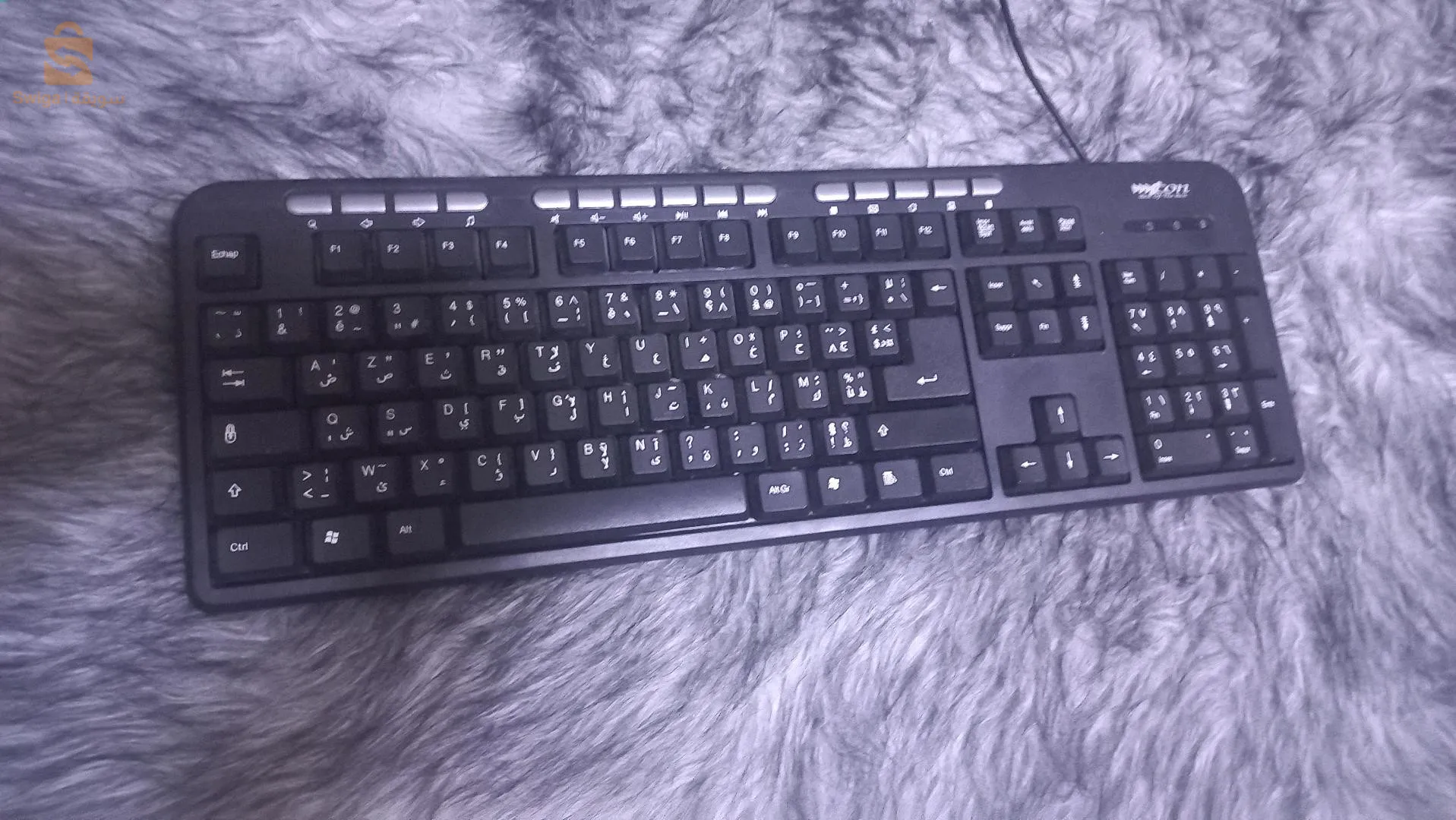 كلافي و شاشة و لاسوري