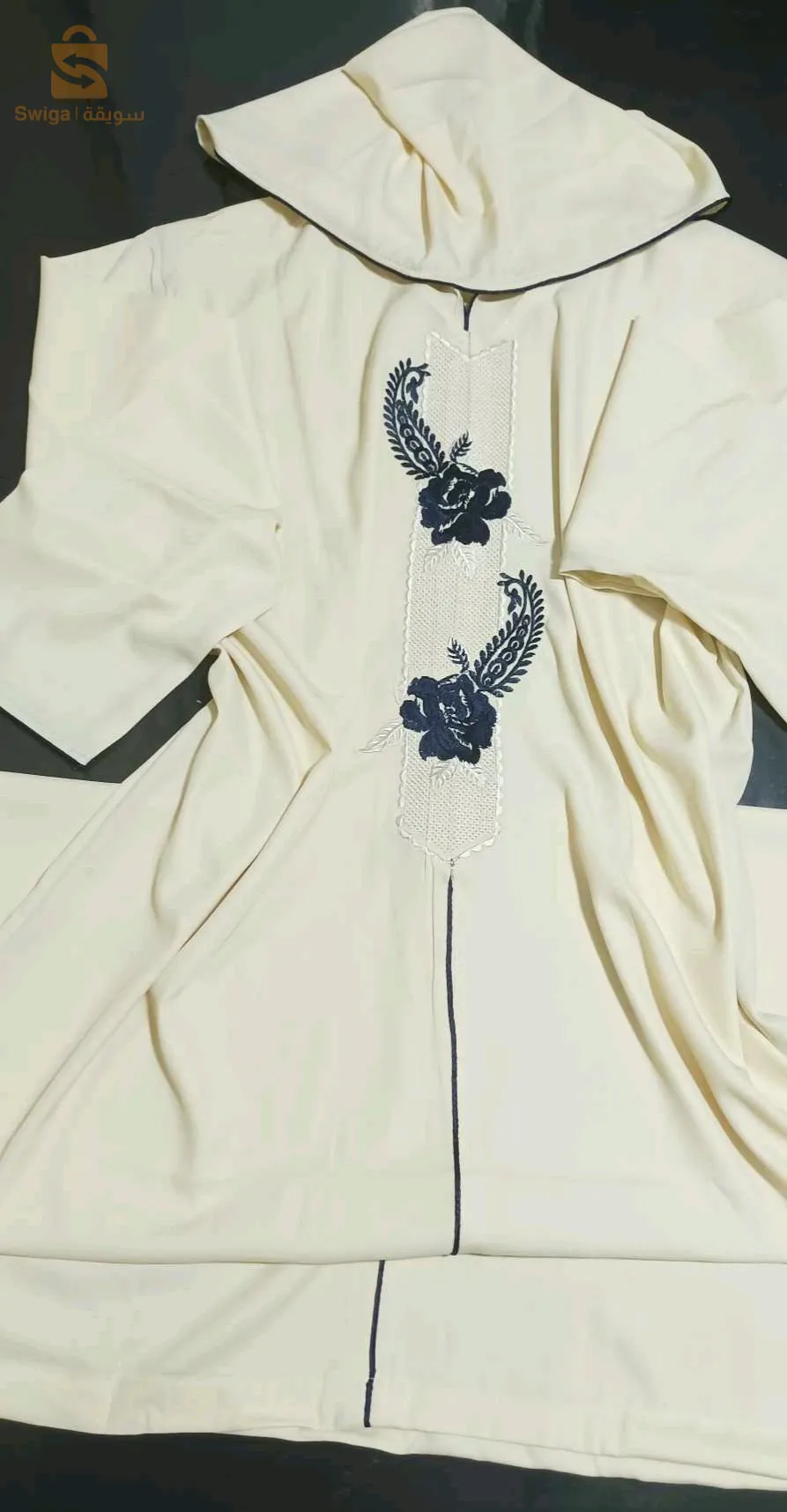 جلابة شابة بسعر هايل باقي تسع حبات صولد