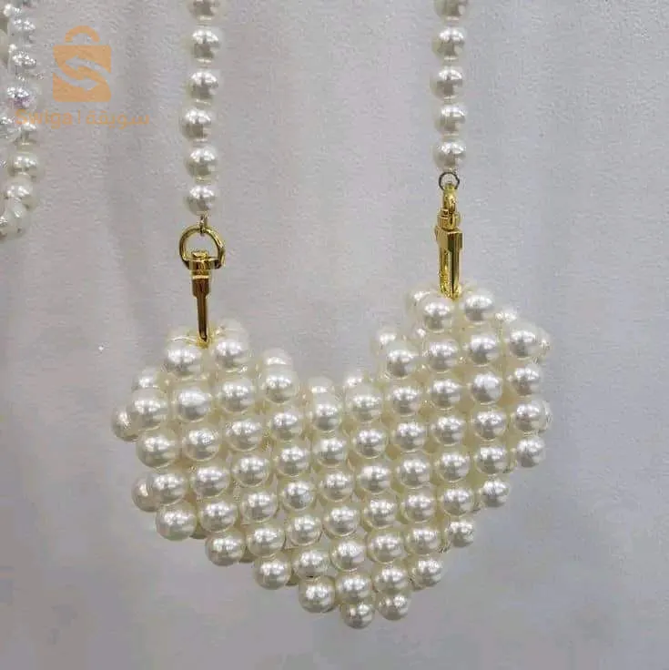 حقائب المرجان والكريستال