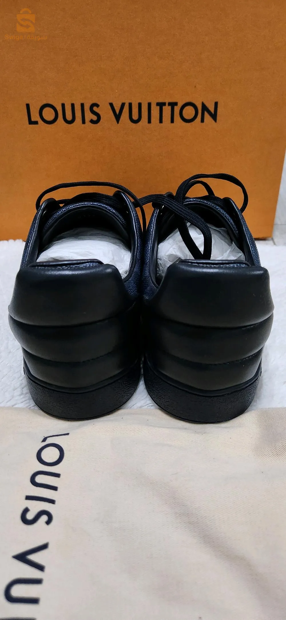 chaussure LOUIS VUITTON pointure 42