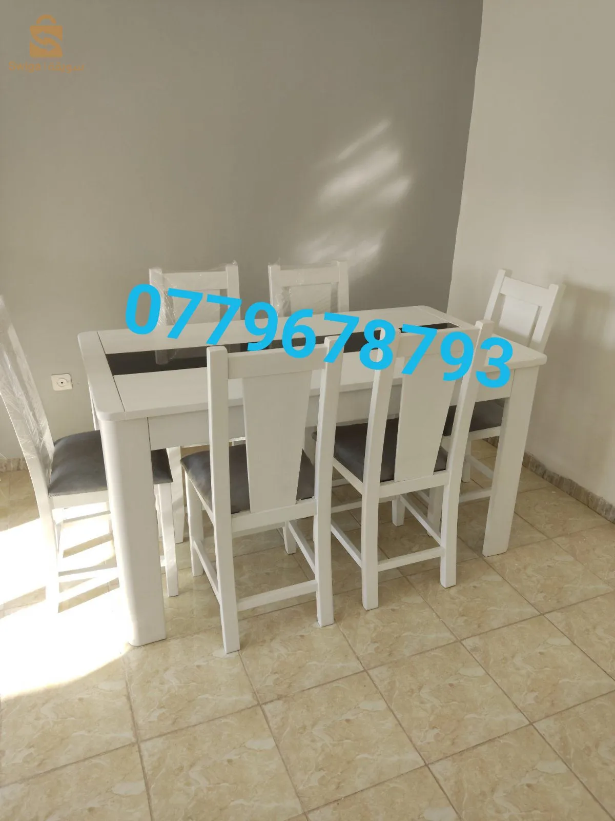 Table salle à manger 6 chaises être produit local En bois hêtre  🤩🤩