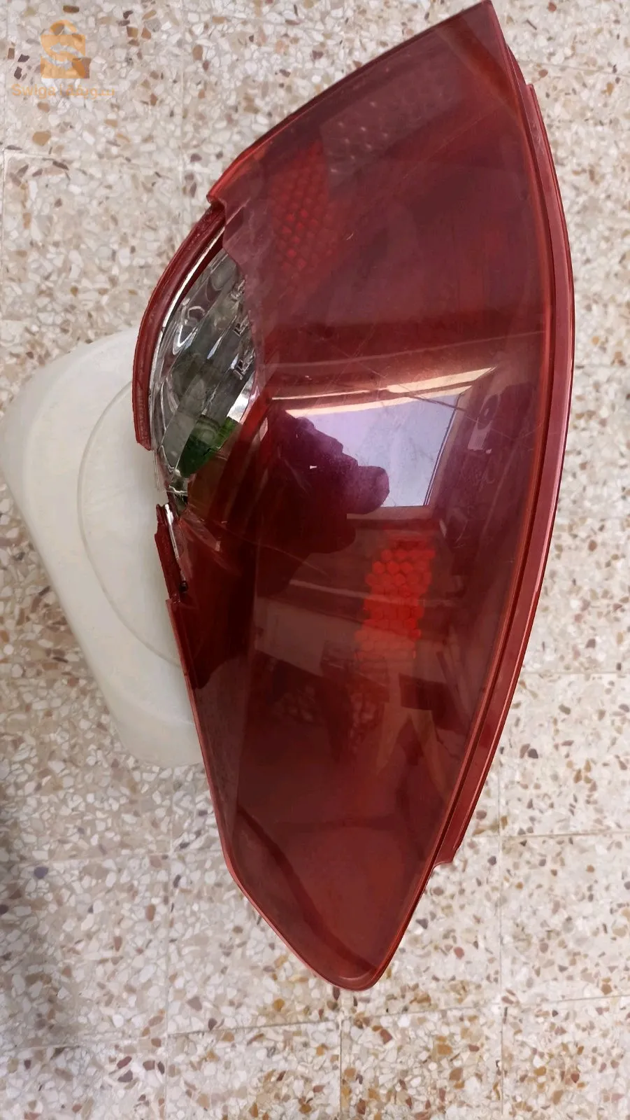 فار تاع سيارة 308t7 يمشي نورمال 
فيه كسر كيما في تصويرة  
لي مهتهم يعيط 0776127941