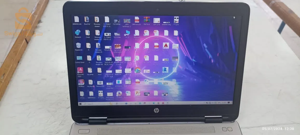 pc hb 
 ram8 
ssd 237 
i5 6eme generation 
الكلافي بوطوات ميموش تتخدم 
خفيف