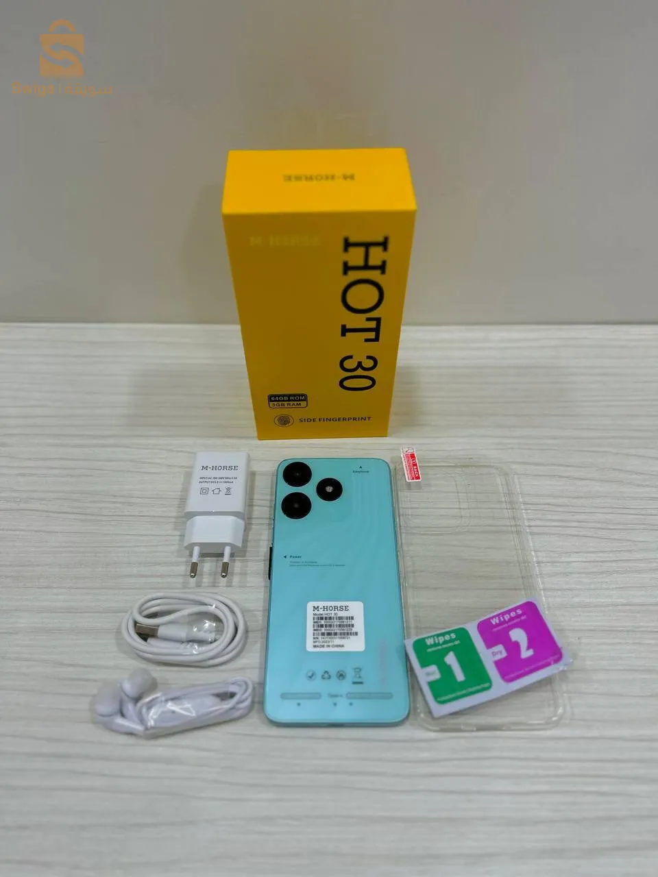 Téléphone M-horse hot 30 
Camera 📸 
5 MP front + 8 MP rear 
3 GB ram 
64 GB rom 
Face id 
Side fingerprint
Usb tybe-c 
5000 mah