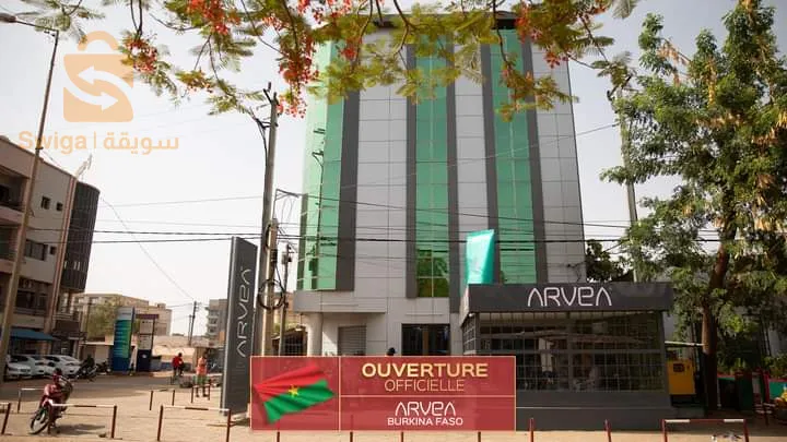 السلام عليكم نحتاج 20 امراة تخدم من منزلها اون لين خدمة مربحة و بلا خسارة يشترط السن 18 سنة فما فوق 
ملاحظة : للجادات فقط