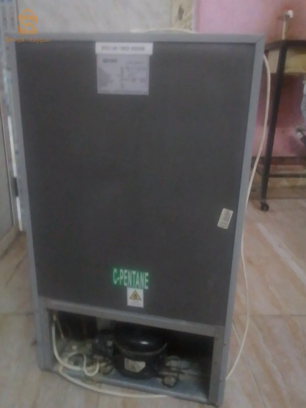 ثلاجة في حالة جيدة