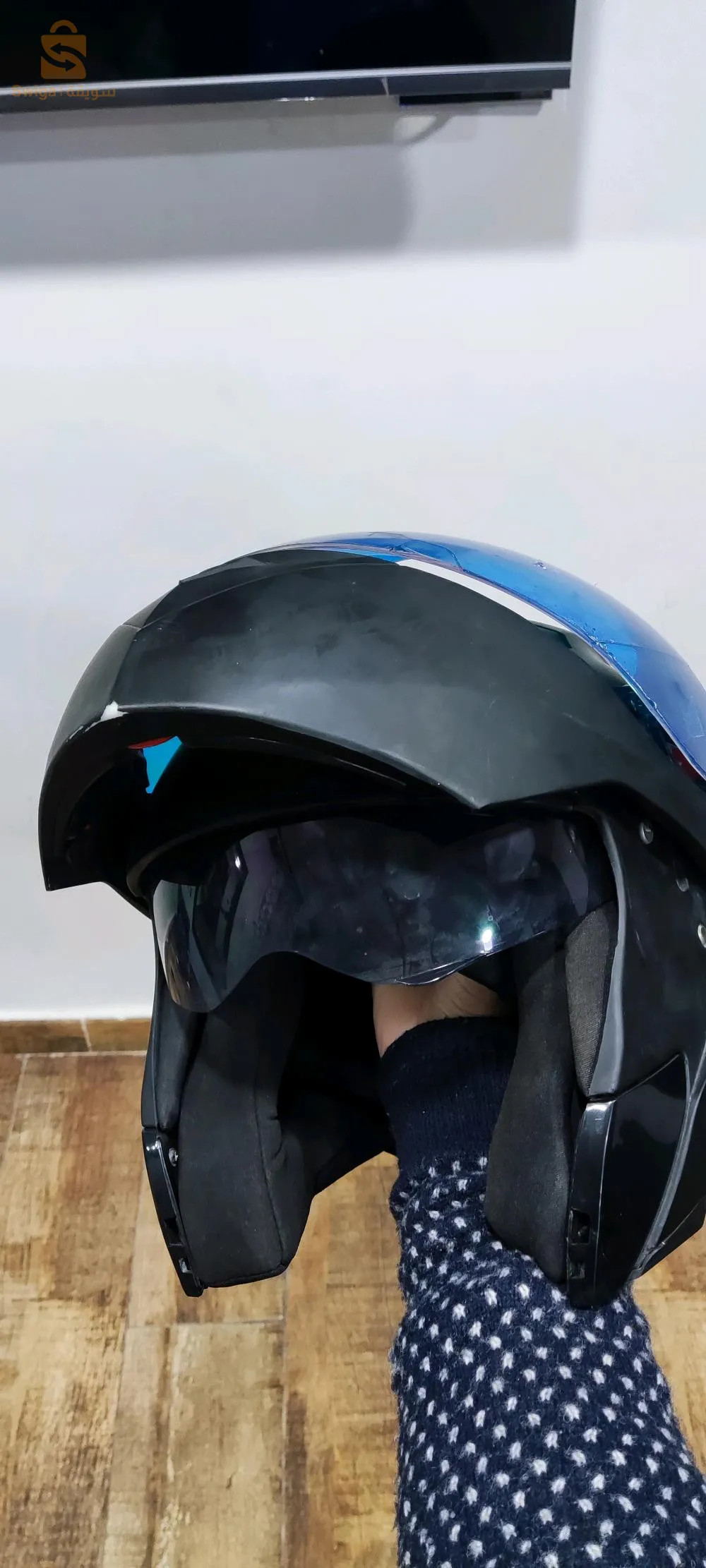 kask s jdid w valiza chaba fiha ga3 swalha