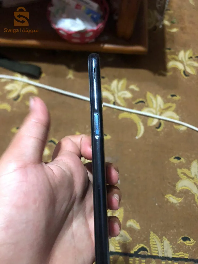 عندي Samsung j6 plus معاودة. لافيشور مرحبا بيكم