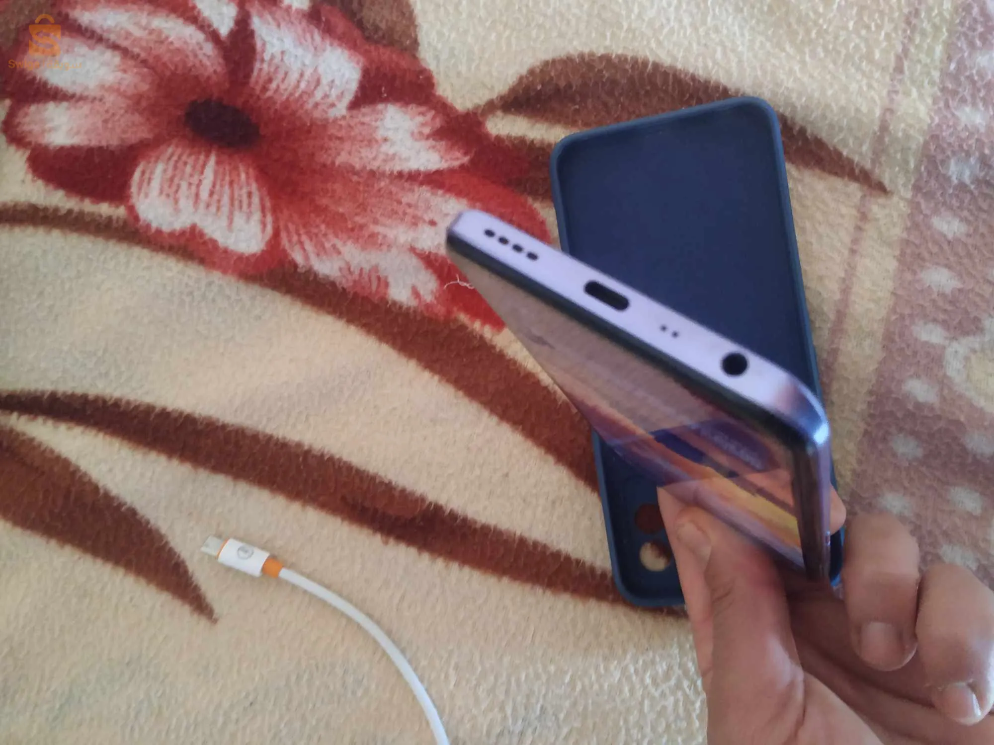 هاتف ريالمي 8i