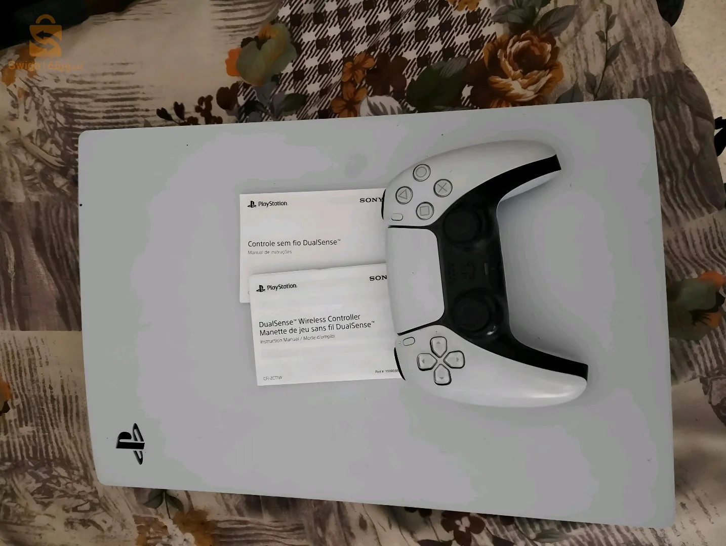 بلاي 5 ستوندار . 
معاها 3 مانات