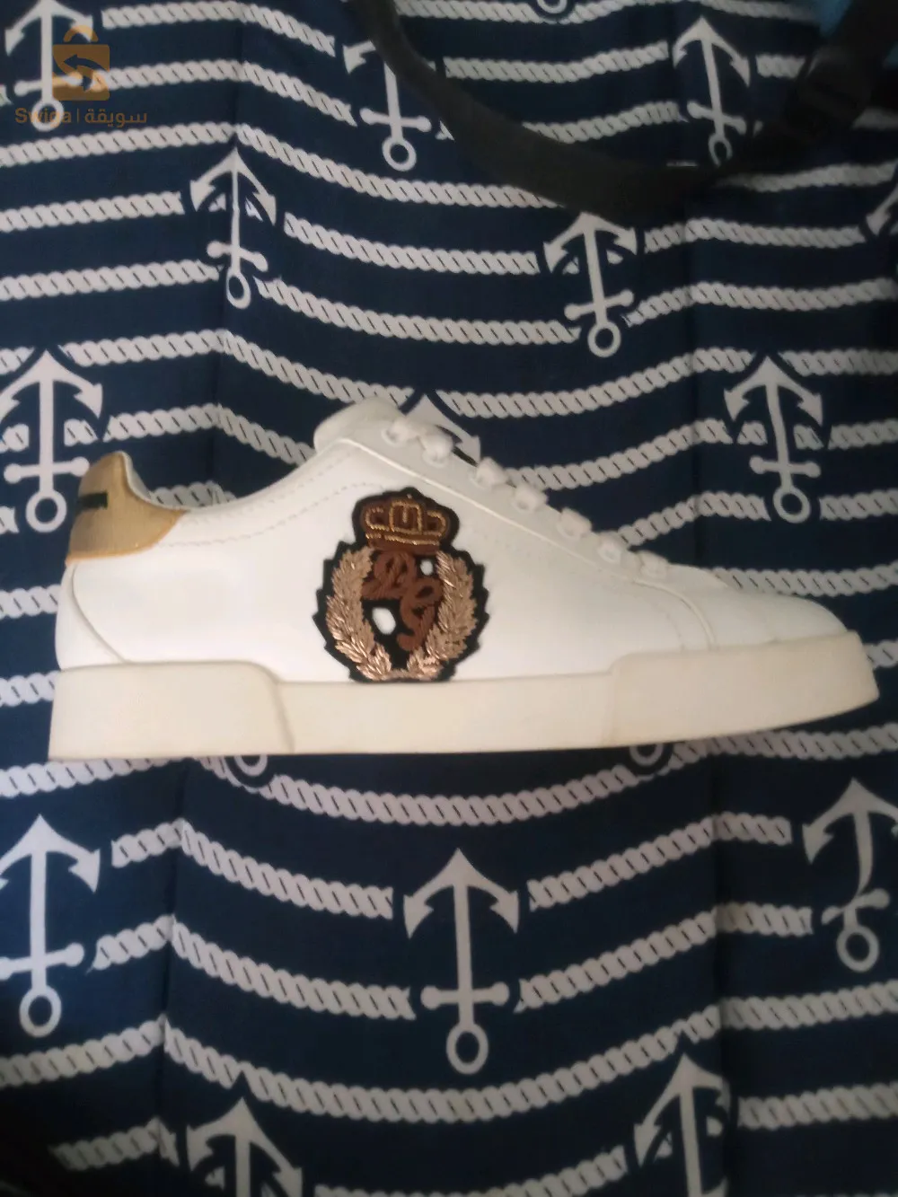 حذاء ماركة DG