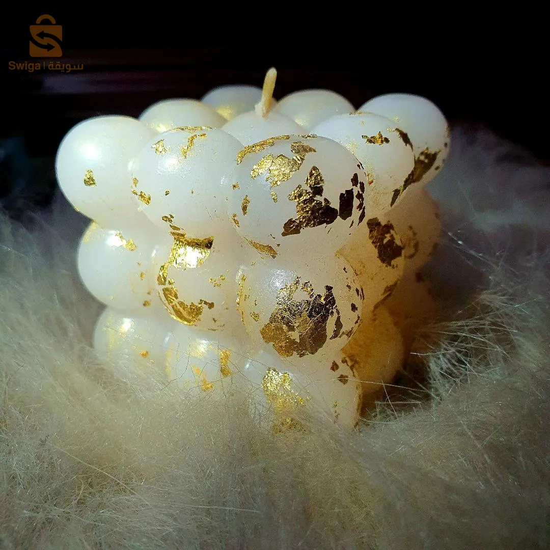 الصغير ب200 والكببر ب500
متوفر بجميع الالوان وروائح مختلفة